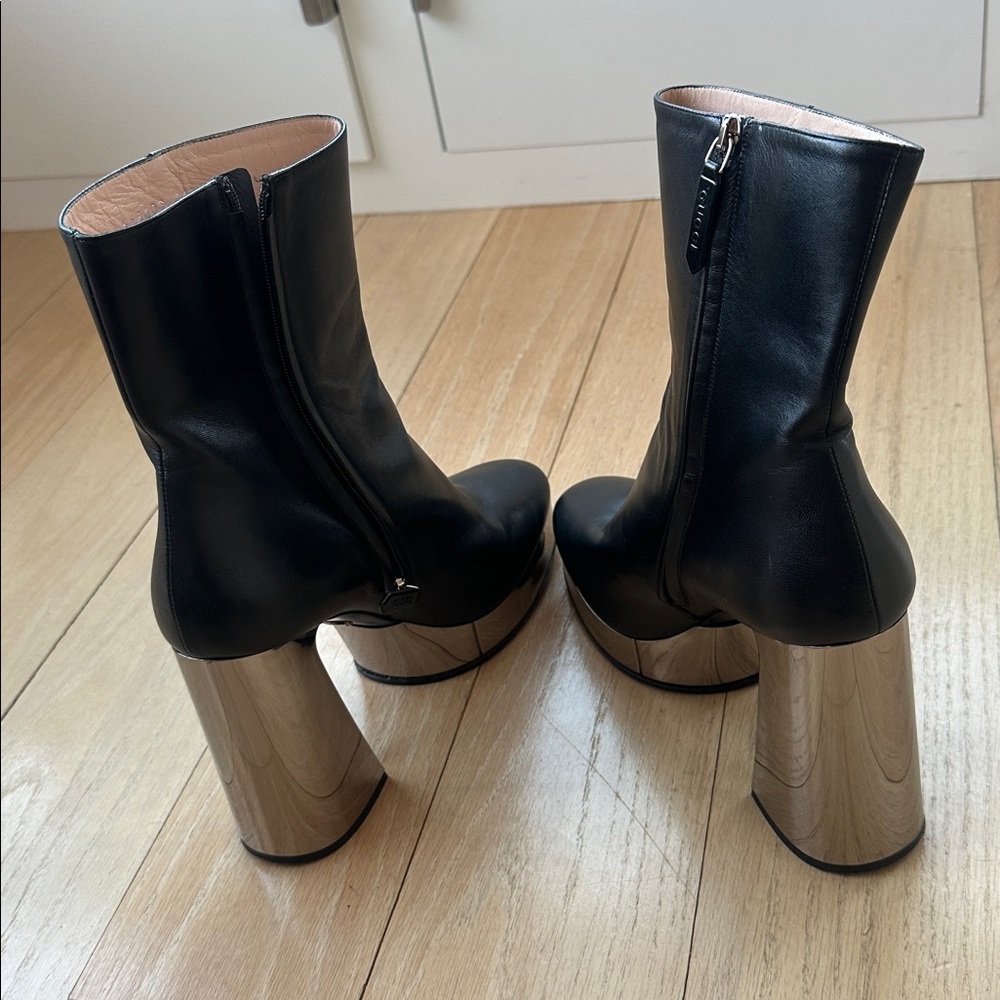 Gucci Black Leather Platform Ankle Boots with Silver Mirror Heel 41.5 - Picture 10 of 11